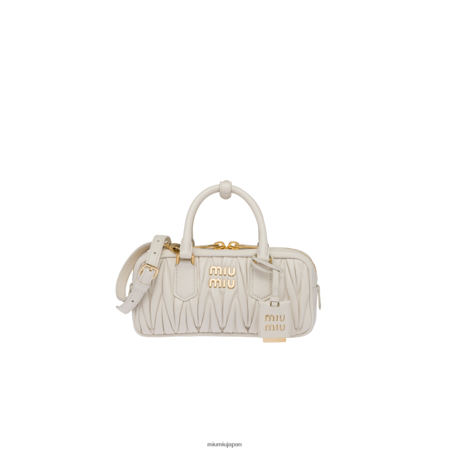 マトラッセ : Miu Miu 財布 | Miu Miu Japan | Miu Miu バッグ