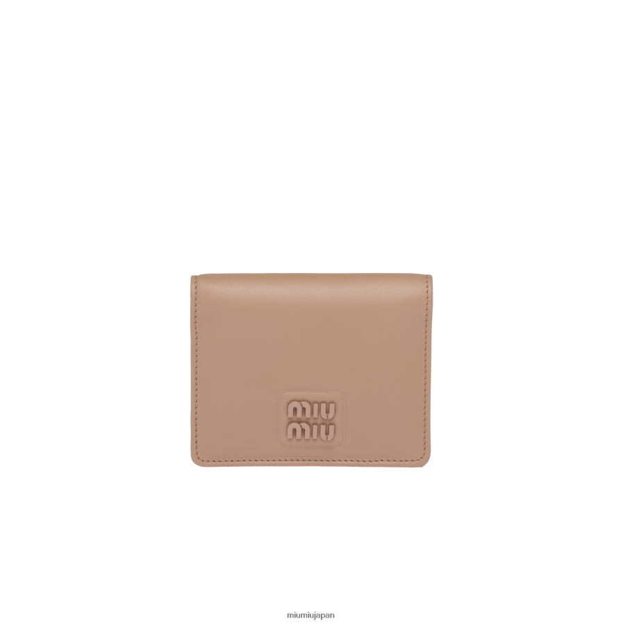 小さな革財布 Miu Miu カメオ コレクション D2466R1066